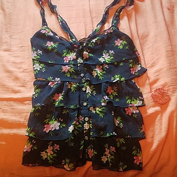 Hollister Tops - Hollister cross-back floral tank top